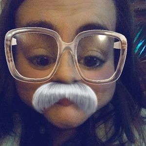 Meet your Posher, Elena